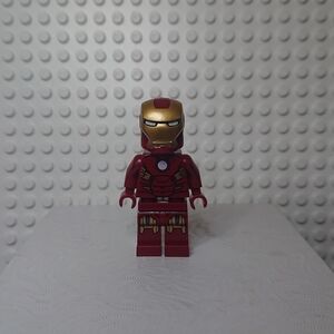 LEGO Iron Man Mark 7 Armor Minifigure - Marvel